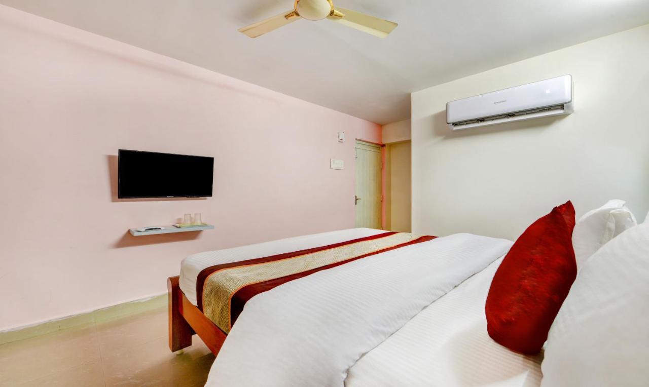 Madrasi Airport Hotel - Saibala Chennai Exterior foto
